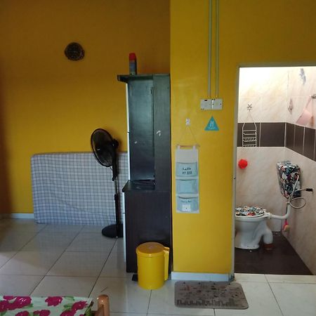Inapan Desa Studio House Homestay Kangar Perlis Szoba fotó